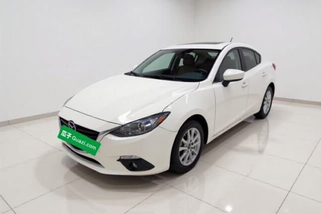 Mazda 3 Axela 2016 Sedan 1.5L Automatic Luxury Model d’occasion