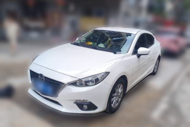 Used Mazda 3 Axela 2016 Sedan 1.5L Automatic Comfort Model