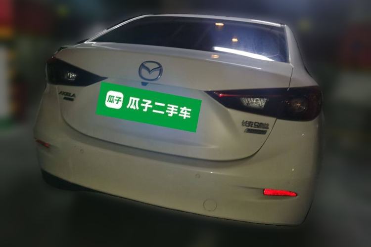 Used Mazda 3 Axela 2016 Sedan 1.5L Manual Luxury Model Rear