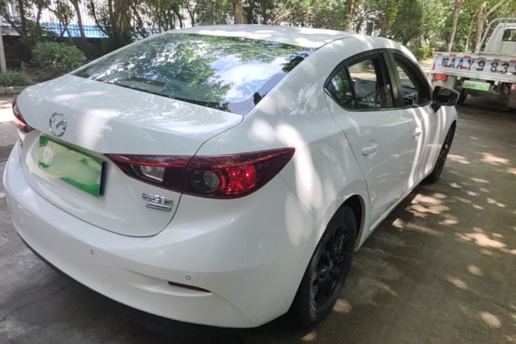 Used Mazda 3 Axela 2016 Sedan 1.5L Automatic Luxury Model Rear Right 45 Deg