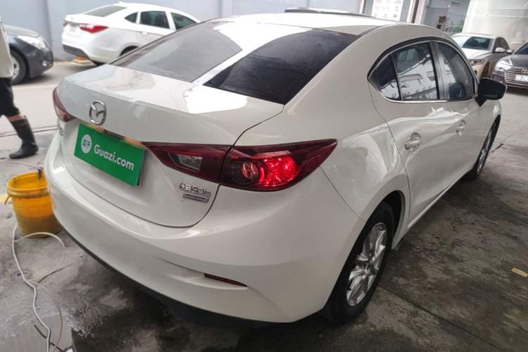 Used Mazda 3 Axela 2016 Sedan 1.5L Manual Comfort Model Rear Right 45 Deg