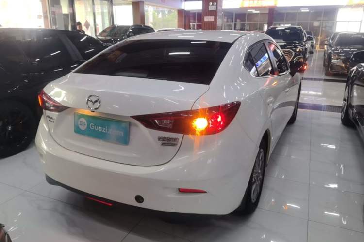 Used Mazda 3 Axela 2016 Sedan 1.5L Automatic Comfort Model Rear Right 45 Deg