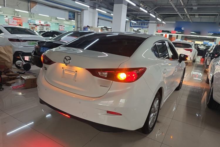 Used Mazda 3 Axela 2016 Sedan 1.5L Manual Luxury Model Rear Right 45 Deg