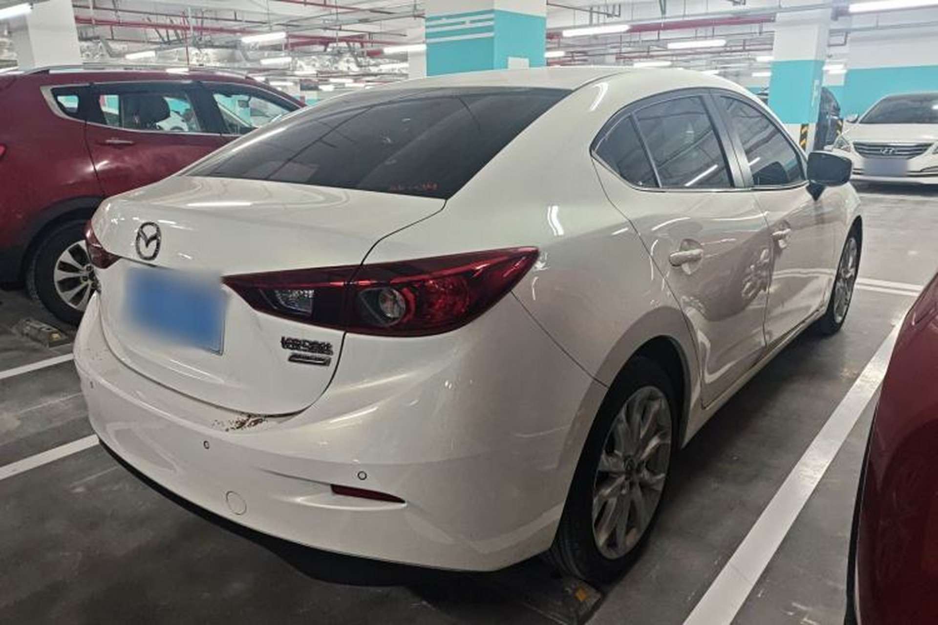 Used Mazda 3 Axela 2016 Sedan 2.0L Automatic Flagship Model Rear Right 45 Deg