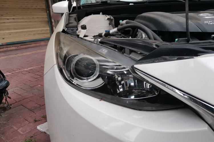 Used Mazda 3 Axela 2016 Sedan 1.5L Automatic Luxury Model Right Front Headlight