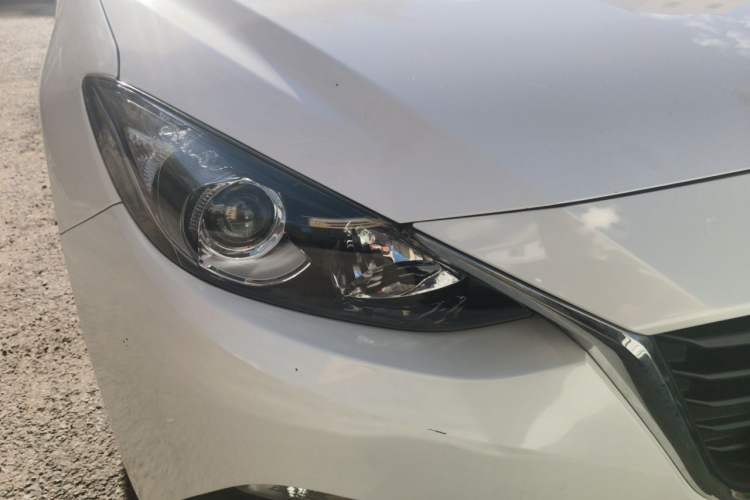 Used Mazda 3 Axela 2016 Sedan 1.5L Automatic Luxury Model Right Front Headlight