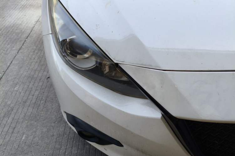 Used Mazda 3 Axela 2016 Sedan 1.5L Automatic Comfort Model Right Front Headlight