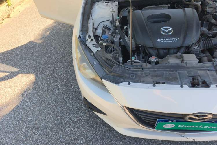 Used Mazda 3 Axela 2016 Sedan 1.5L Automatic Luxury Model Right Front Headlight