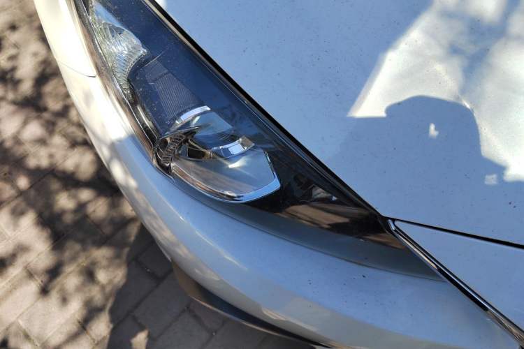 Used Mazda 3 Axela 2016 Sedan 1.5L Automatic Comfort Model Right Front Headlight