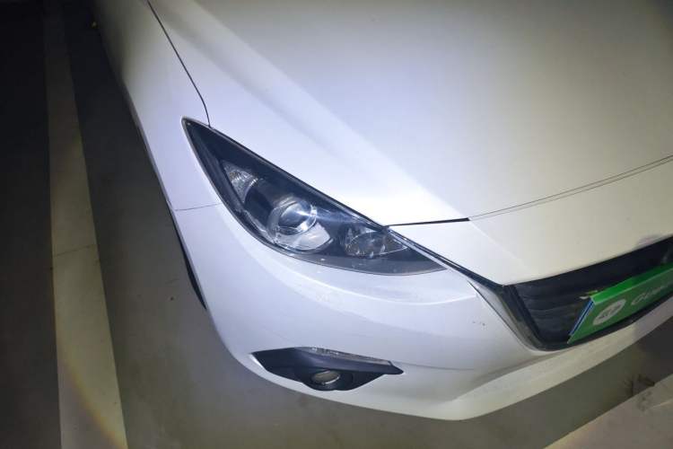 Used Mazda 3 Axela 2016 Sedan 1.5L Automatic Comfort Model Right Front Headlight