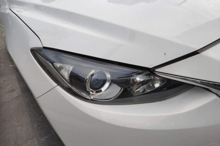 Used Mazda 3 Axela 2016 Sedan 1.5L Manual Comfort Model Right Front Headlight
