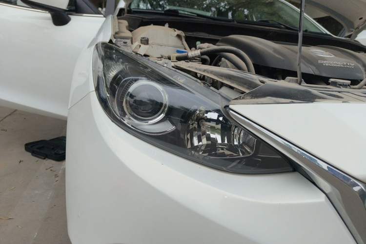 Used Mazda 3 Axela 2016 Sedan 1.5L Automatic Comfort Model Right Front Headlight
