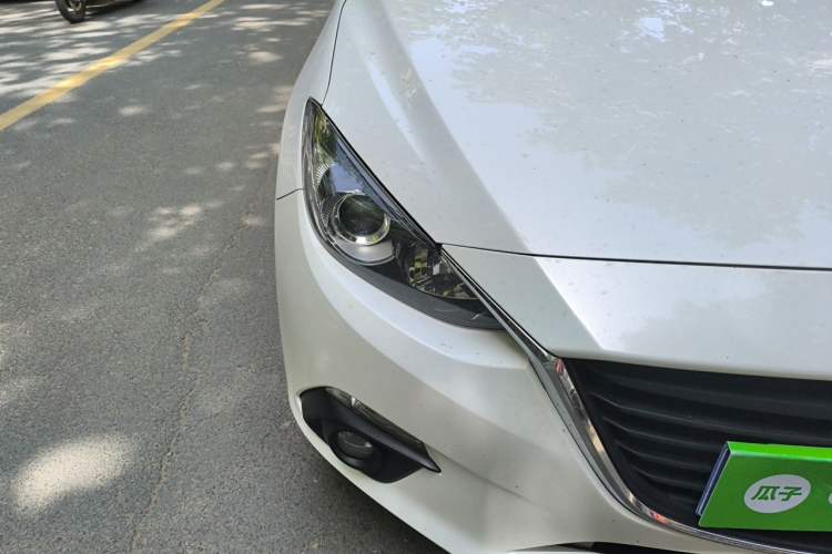 Used Mazda 3 Axela 2016 Sedan 1.5L Automatic Luxury Model Right Front Headlight