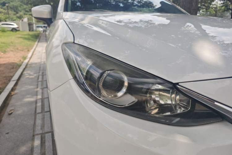 Used Mazda 3 Axela 2016 Sedan 1.5L Automatic Comfort Model Right Front Headlight