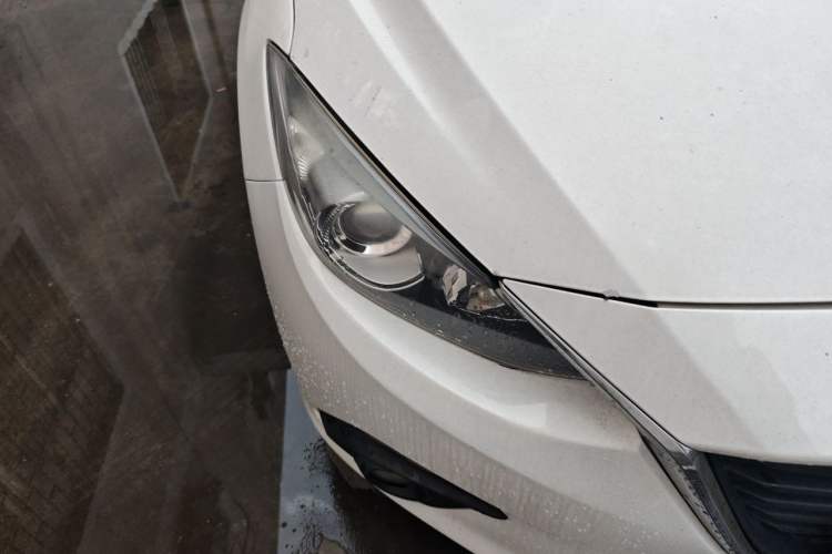 Used Mazda 3 Axela 2016 Sedan 1.5L Automatic Luxury Model Right Front Headlight