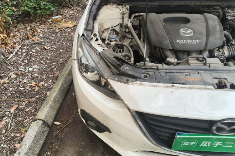 Used Mazda 3 Axela 2016 Sedan 1.5L Automatic Comfort Model Right Front Headlight