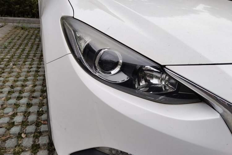 Used Mazda 3 Axela 2016 Sedan 1.5L Automatic Comfort Model Right Front Headlight