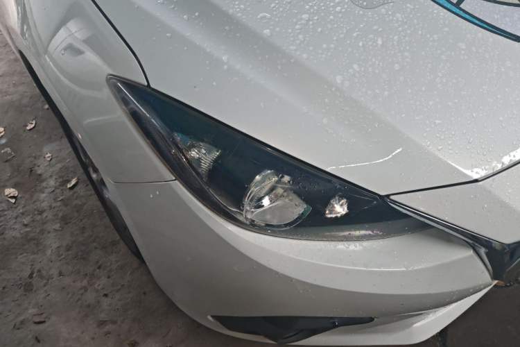 Used Mazda 3 Axela 2016 Sedan 1.5L Automatic Comfort Model Right Front Headlight