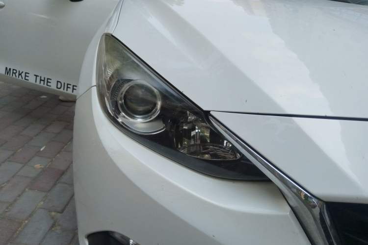 Used Mazda 3 Axela 2016 Sedan 1.5L Automatic Luxury Model Right Front Headlight