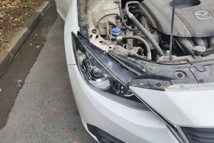 Used Mazda 3 Axela 2016 Sedan 1.5L Automatic Luxury Model Right Front Headlight