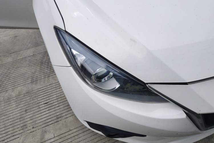 Used Mazda 3 Axela 2016 Sedan 1.5L Manual Comfort Model Right Front Headlight