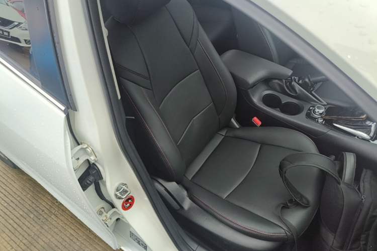 Used Mazda 3 Axela 2016 Sedan 1.5L Automatic Luxury Model Right Front Seat
