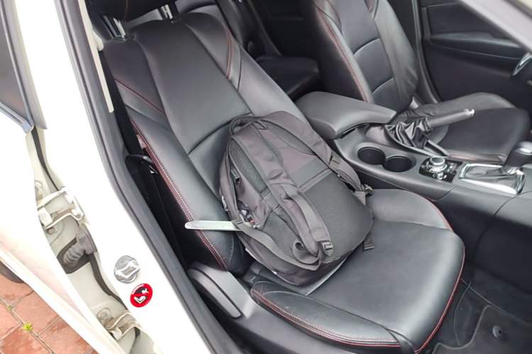 Used Mazda 3 Axela 2016 Sedan 1.5L Automatic Comfort Model Right Front Seat