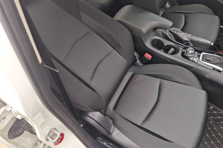 Used Mazda 3 Axela 2016 Sedan 1.5L Automatic Luxury Model Right Front Seat