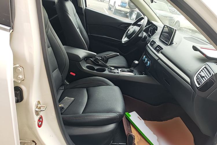 Used Mazda 3 Axela 2016 Sedan 1.5L Automatic Comfort Model Right Front Seat