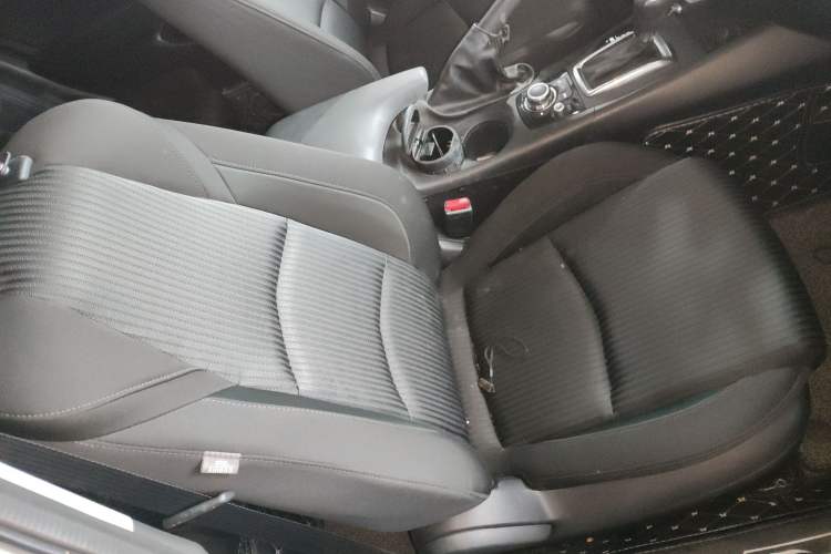 Used Mazda 3 Axela 2016 Sedan 1.5L Automatic Comfort Model Right Front Seat