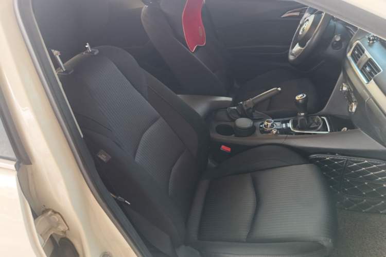 Used Mazda 3 Axela 2016 Sedan 1.5L Manual Luxury Model Right Front Seat