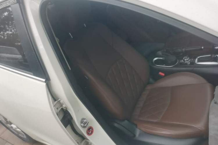 Used Mazda 3 Axela 2016 Sedan 1.5L Automatic Comfort Model Right Front Seat