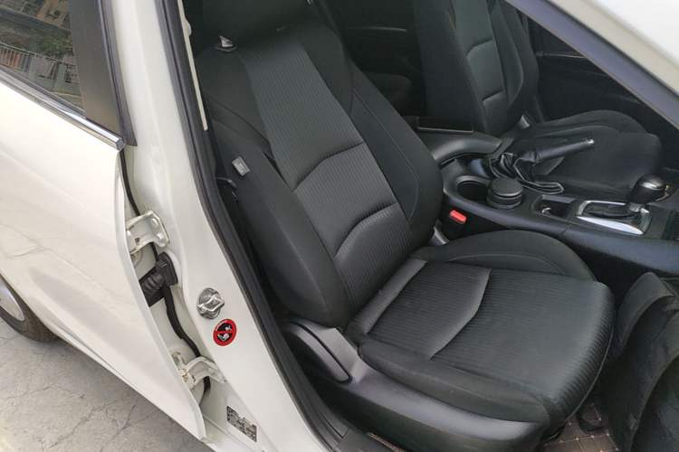 Used Mazda 3 Axela 2016 Sedan 1.5L Automatic Comfort Model Right Front Seat