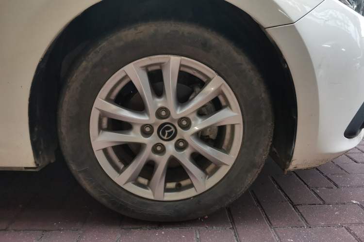 Used Mazda 3 Axela 2016 Sedan 1.5L Automatic Luxury Model Right Front Wheel Hub