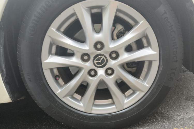 Used Mazda 3 Axela 2016 Sedan 1.5L Automatic Luxury Model Right Front Wheel Hub