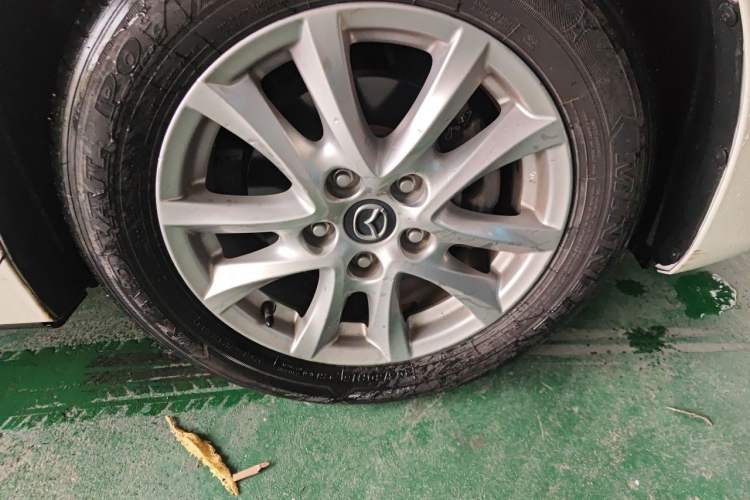 Used Mazda 3 Axela 2016 Sedan 1.5L Automatic Comfort Model Right Front Wheel Hub