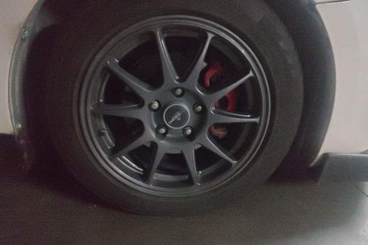 Used Mazda 3 Axela 2016 Sedan 1.5L Automatic Luxury Model Right Front Wheel Hub