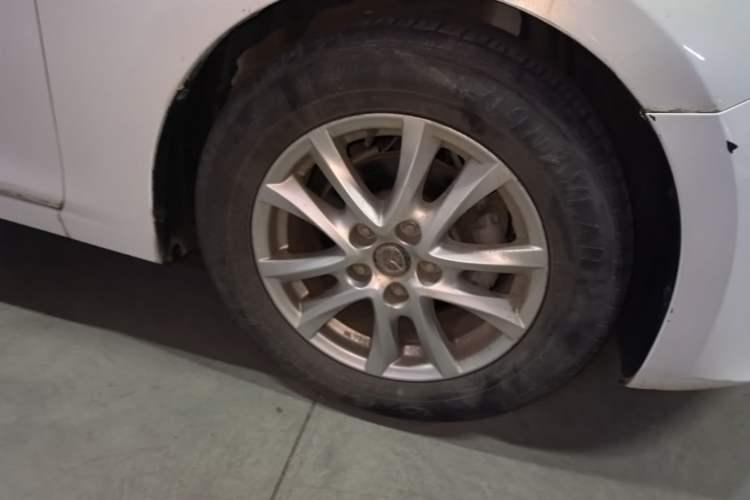 Used Mazda 3 Axela 2016 Sedan 1.5L Automatic Luxury Model Right Front Wheel Hub