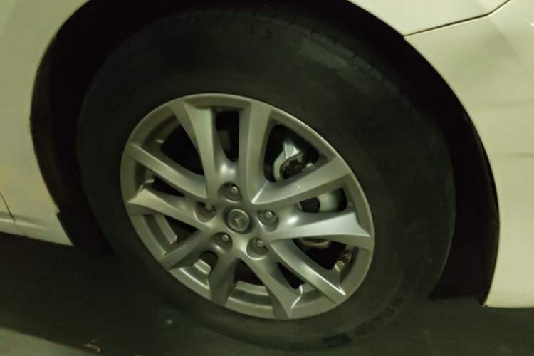 Used Mazda 3 Axela 2016 Sedan 1.5L Automatic Comfort Model Right Front Wheel Hub