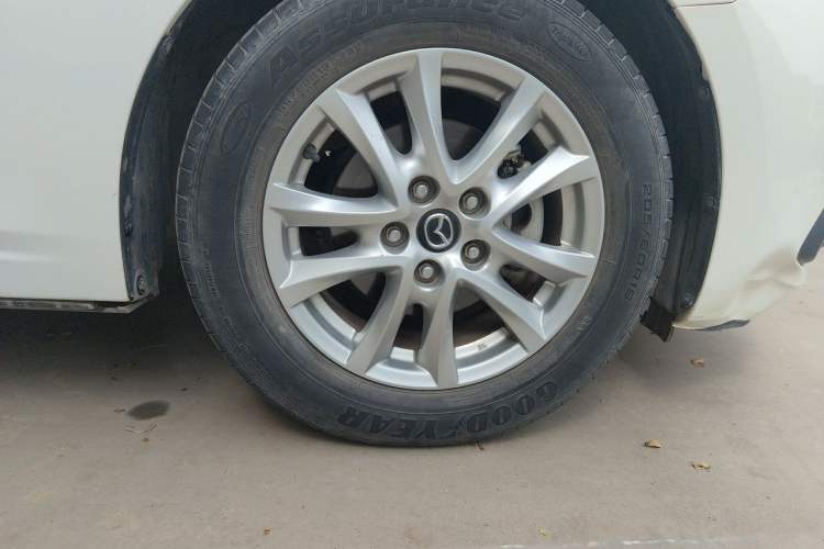 Used Mazda 3 Axela 2016 Sedan 1.5L Automatic Comfort Model Right Front Wheel Hub