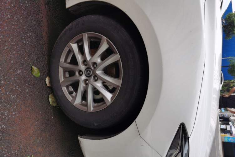 Used Mazda 3 Axela 2016 Sedan 1.5L Manual Comfort Model Right Front Wheel Hub