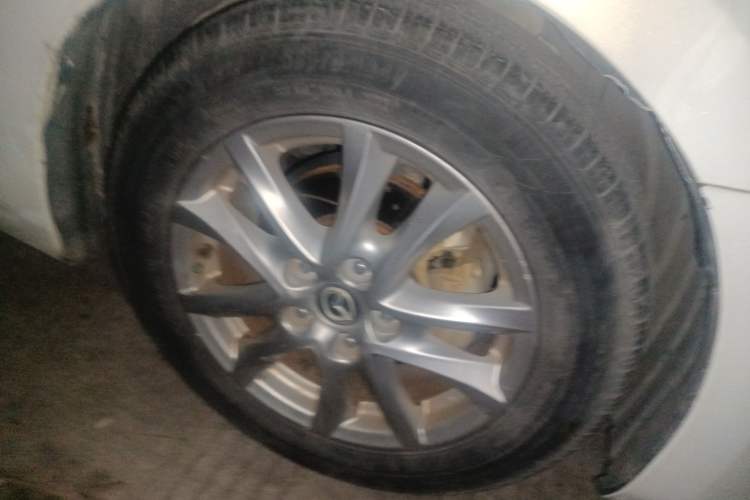 Used Mazda 3 Axela 2016 Sedan 1.5L Automatic Comfort Model Right Front Wheel Hub