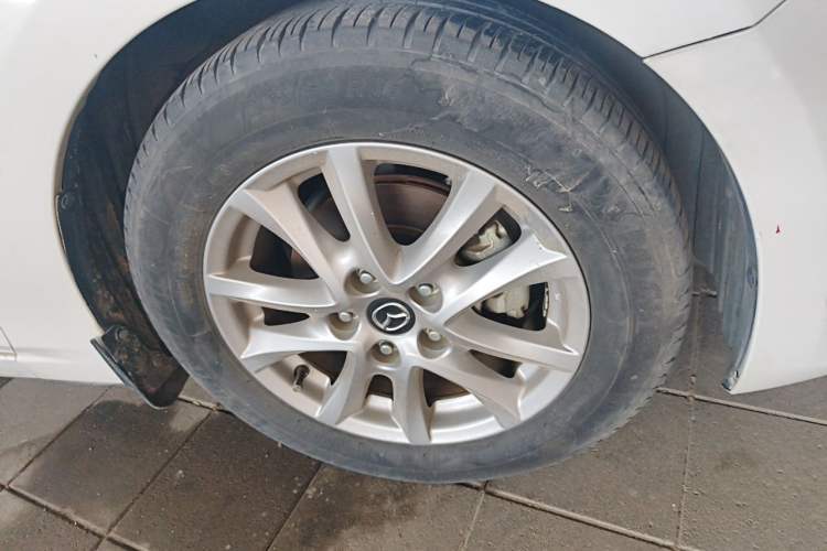 Used Mazda 3 Axela 2016 Sedan 1.5L Automatic Luxury Model Right Front Wheel Hub