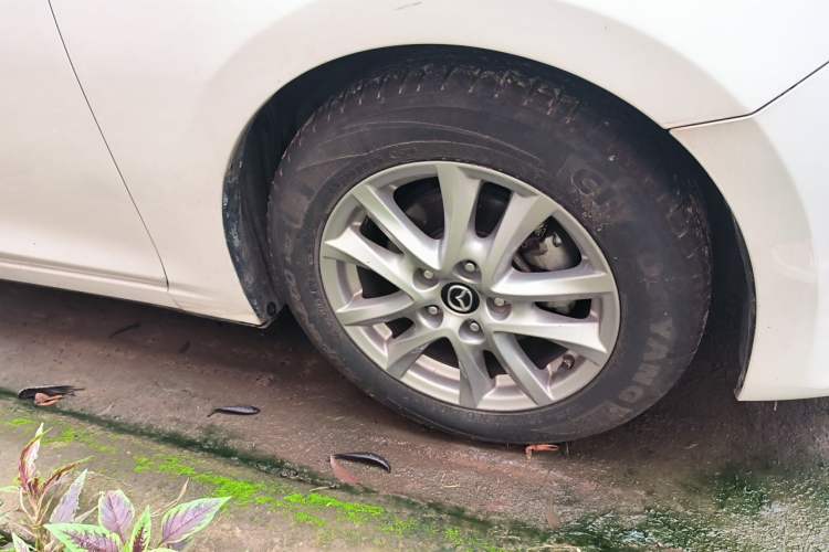 Used Mazda 3 Axela 2016 Sedan 1.5L Manual Comfort Model Right Front Wheel Hub