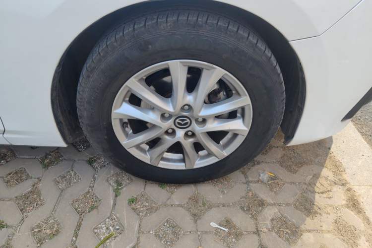 Used Mazda 3 Axela 2016 Hatchback 1.5L Automatic Comfort Model Right Front Wheel Hub