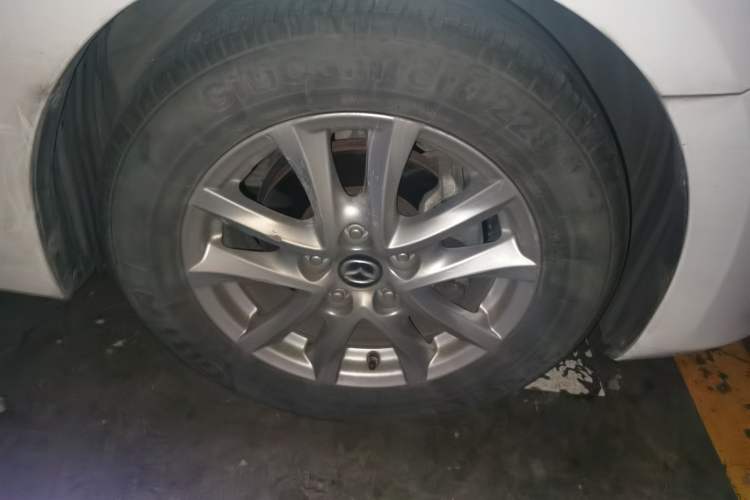 Used Mazda 3 Axela 2016 Sedan 1.5L Manual Luxury Model Right Front Wheel Hub