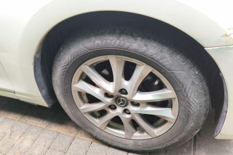 Used Mazda 3 Axela 2016 Sedan 1.5L Automatic Luxury Model Right Front Wheel Hub