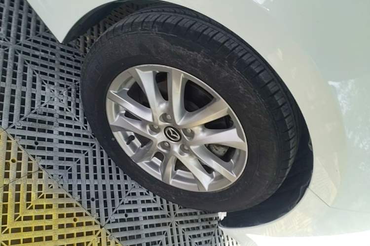 Used Mazda 3 Axela 2016 Sedan 1.5L Automatic Comfort Model Right Front Wheel Hub