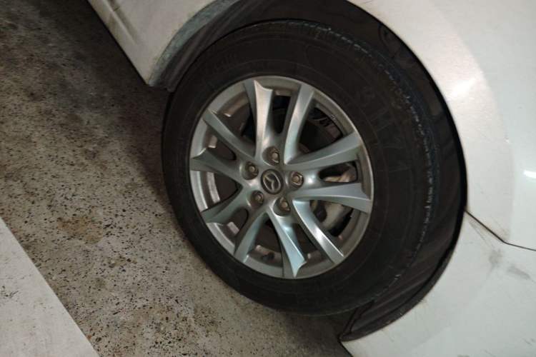 Used Mazda 3 Axela 2016 Sedan 1.5L Manual Comfort Model Right Front Wheel Hub