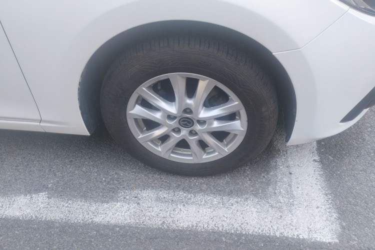 Used Mazda 3 Axela 2016 Sedan 1.5L Automatic Luxury Model Right Front Wheel Hub